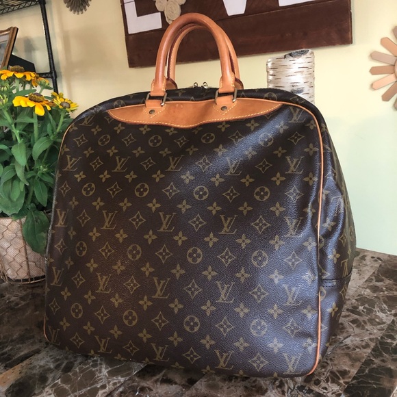 AUTH Louis Vuitton Evasion VINTAGE EXCELLENT COND - Picture 3 of 8